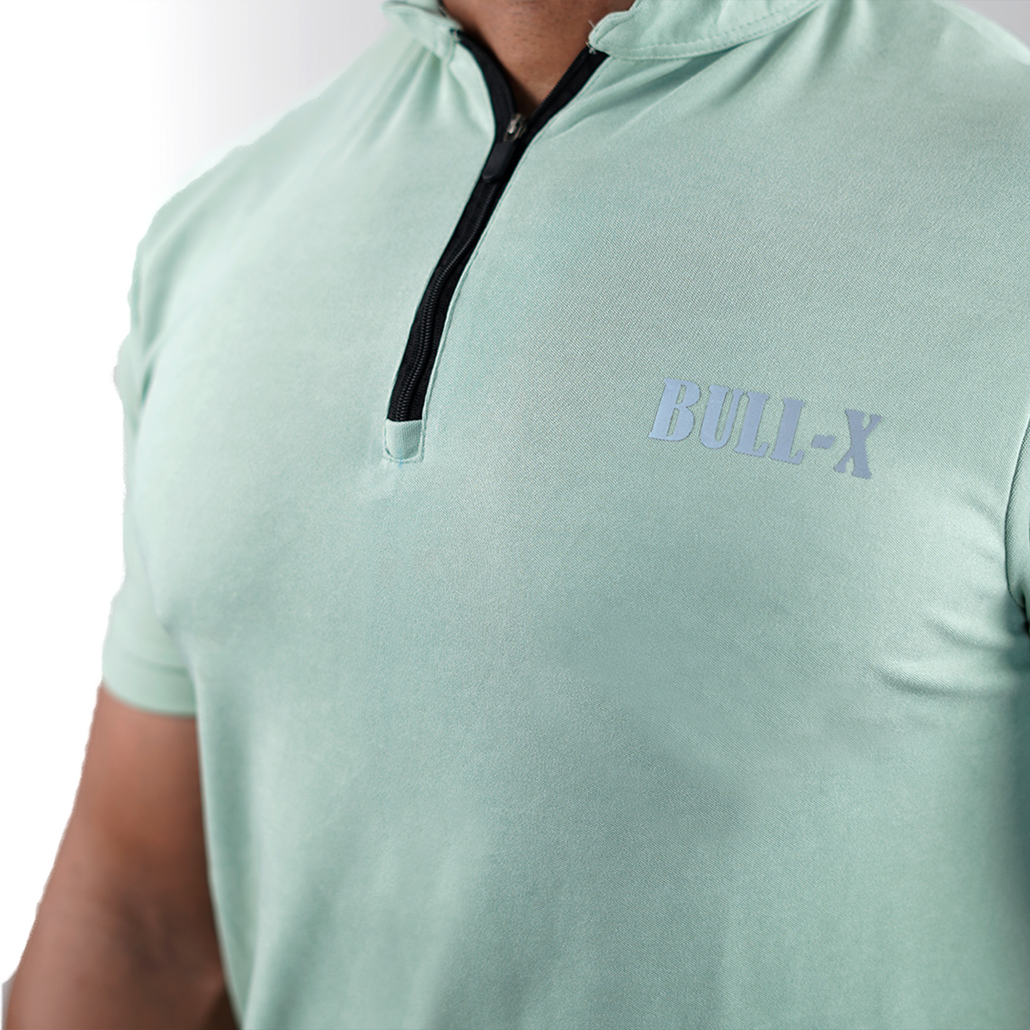 PISTA GREEN ZIP-UP T-Shirt